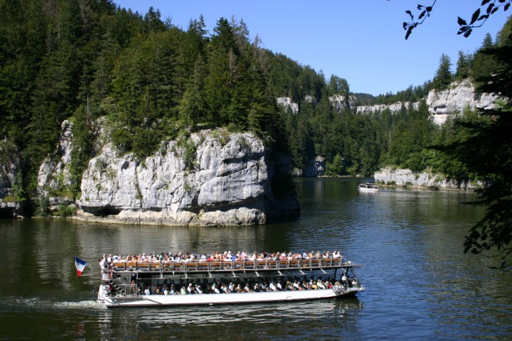 Bateaux du saut du Doubs compagnie Droz-Bartholet web.jpg