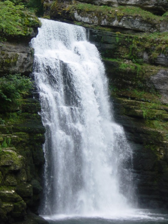 Saut du Doubs Compagnie Droz-Bartholet web.jpg